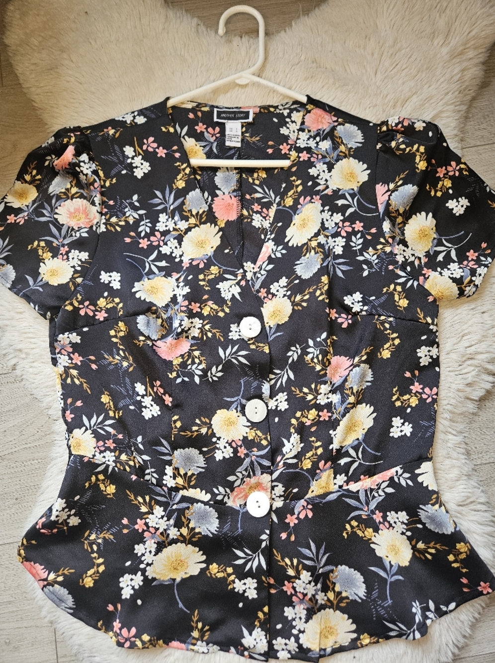[5/35$]🔥Forever 21 Black Floral Button-Front Blouse LARGE🔥